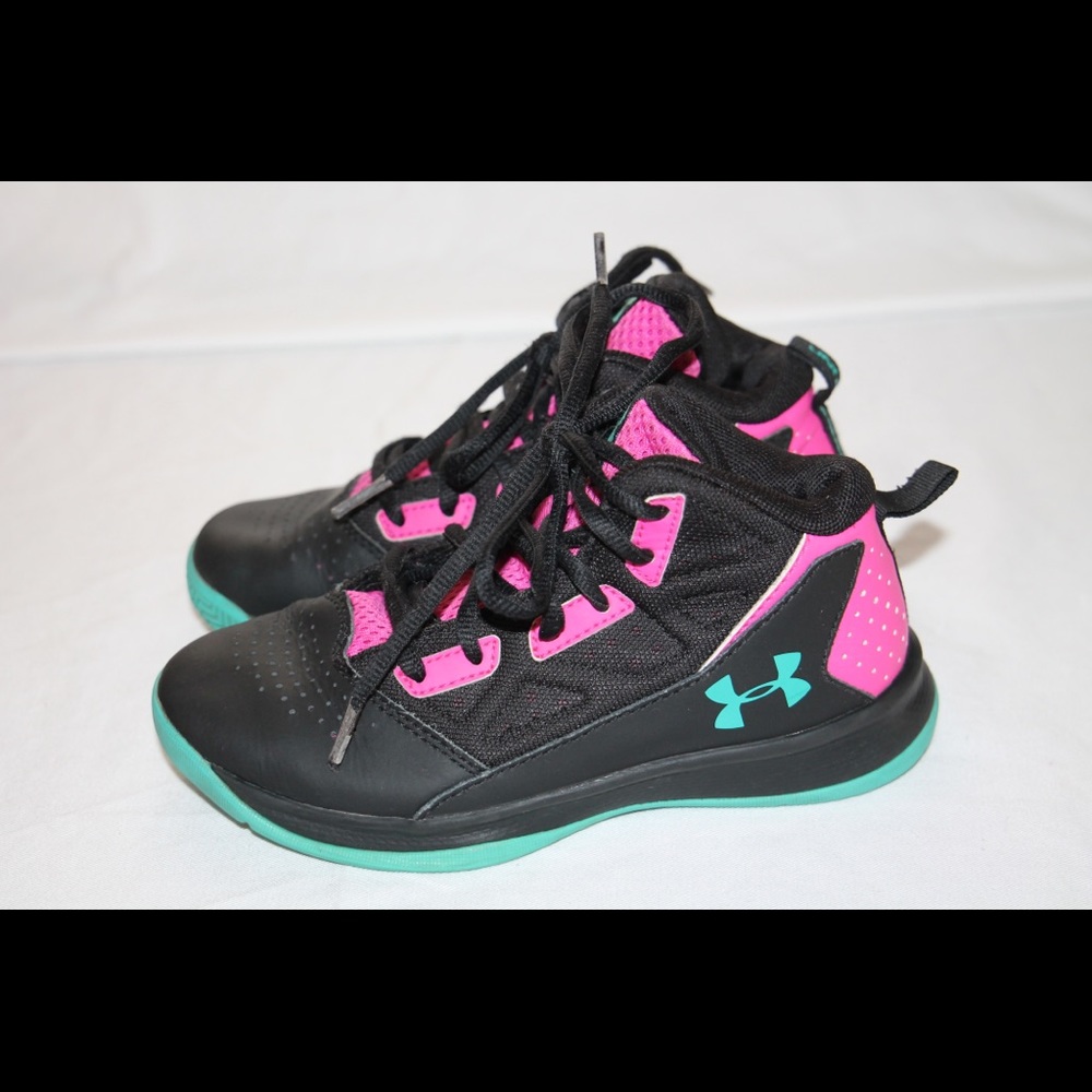 Girls Under Armour Basketball Shoes